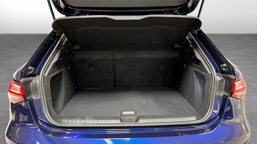 Bild 4 av Audi A3 Sportback 35 TFSI 150HK proline 6-växlad