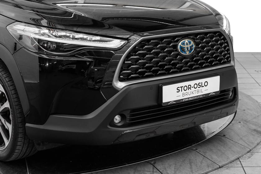 Bilde 2 av Toyota Corolla Cross Hybrid AWD-i 2,0 Executive /Skinn/10 år Garanti