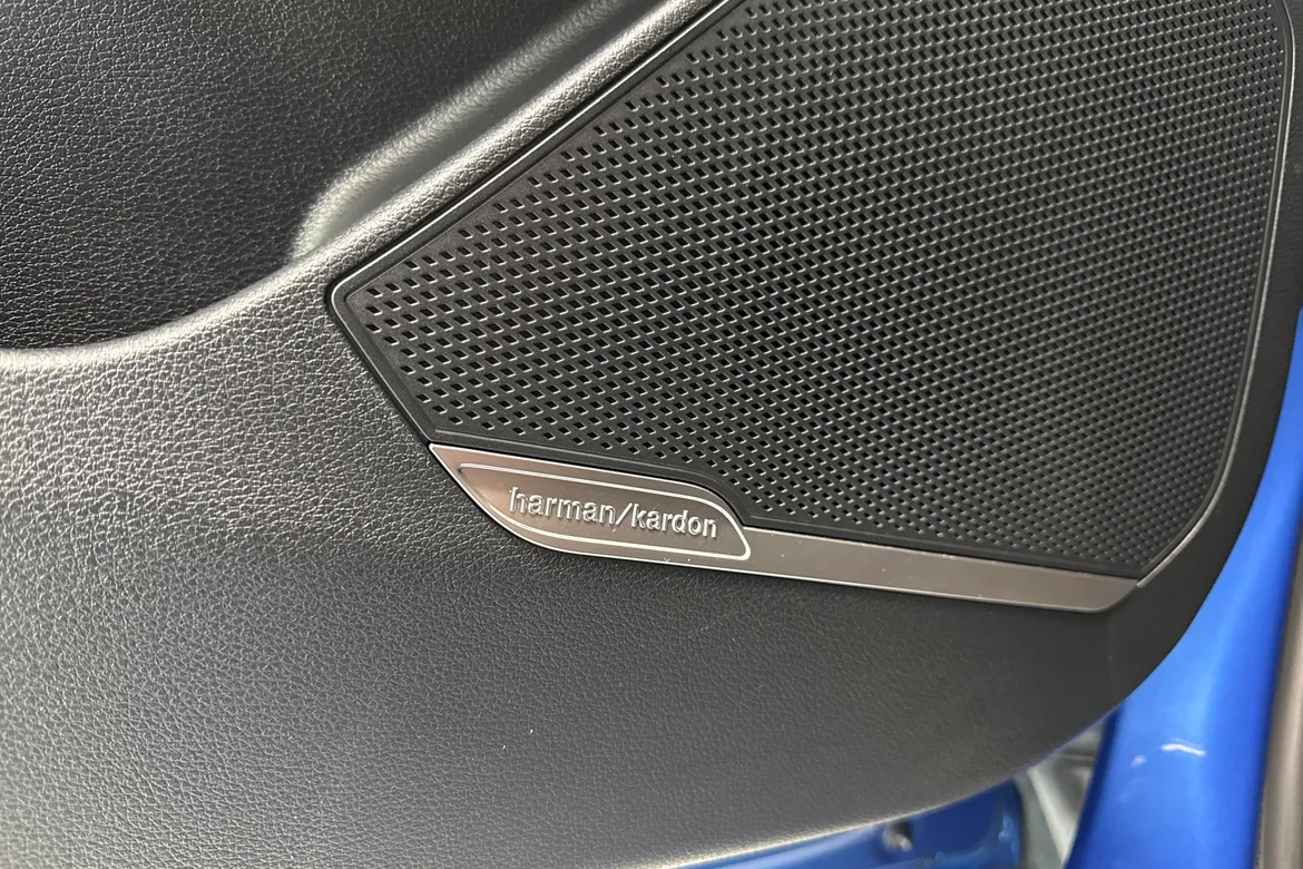 picture of a car