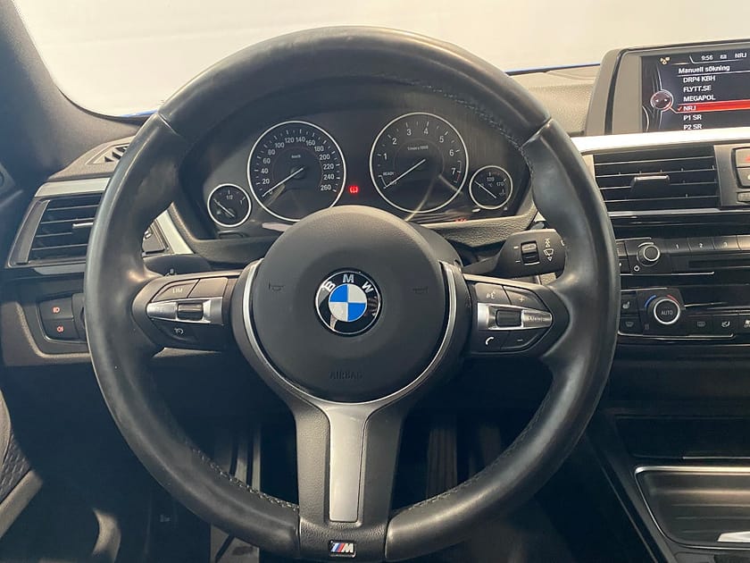 Bild 3 av BMW 428i Gran Coupé M-Sport Xenoljus Parkeringssensor bak