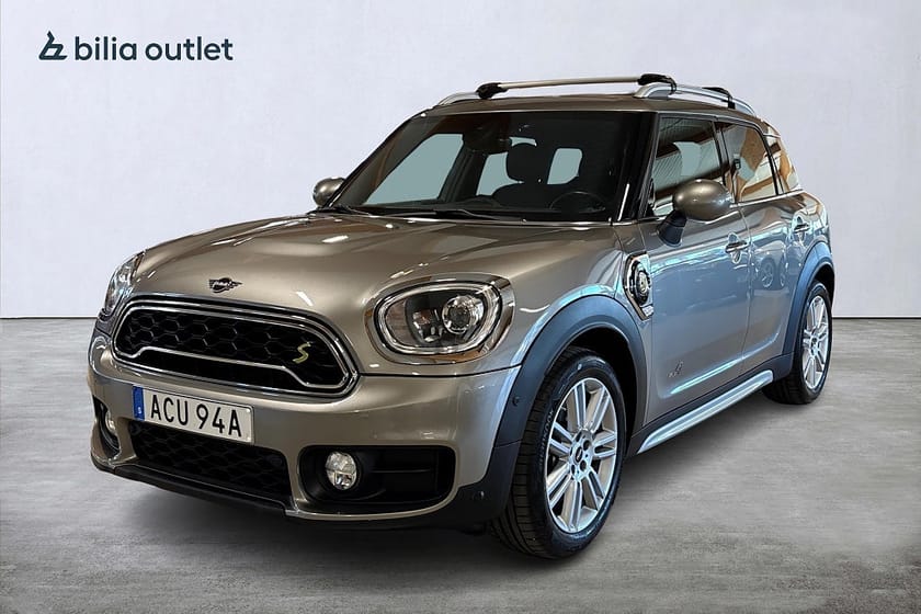 Bild 1 av MINI Countryman Cooper SE ALL4 Chili / Sommarkampanj / Harman Kardon