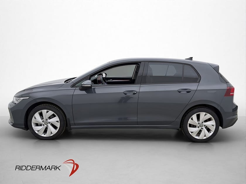 Bild 5 av Volkswagen Golf 1.5 eTSI 150hk Edition Kamera Drag