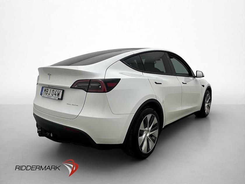 Bild 5 av Tesla Model Y Long Range AWD Dragkrok Värmepump Autopilot