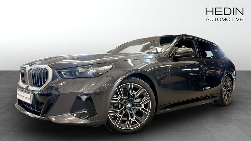 Bild 1 av BMW 530e xDrive Touring M-Sport 20"Dragkrok Rattvärme