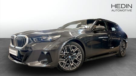 BMW 530e xDrive Touring M-Sport 20"Dragkrok Rattvärme