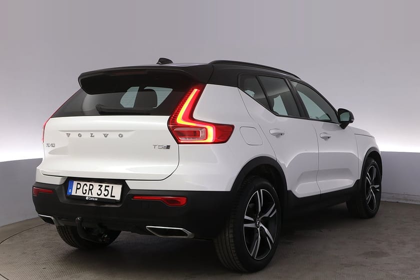 Bild 5 av Volvo XC40 Recharge TwEn R-design Intro Pano HK Drag Kamera