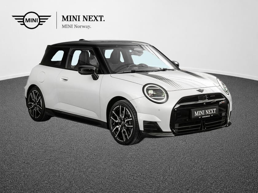 Bilde 2 av MINI Cooper SE JCW Trim Package XL + V-hjul