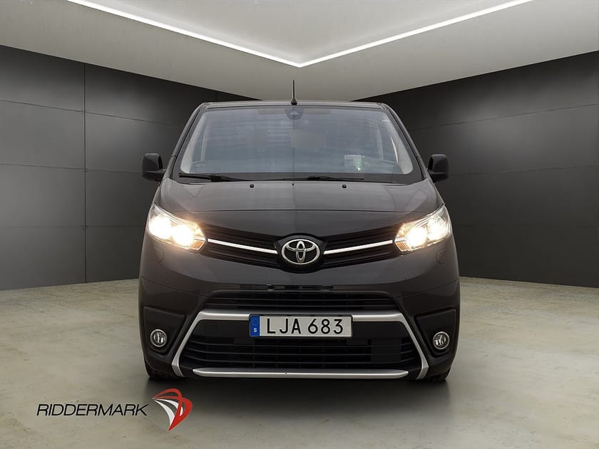 Bild 5 av Toyota Proace Verso Extra Lång Ny-Kamrem PDC HUD 9-Sits