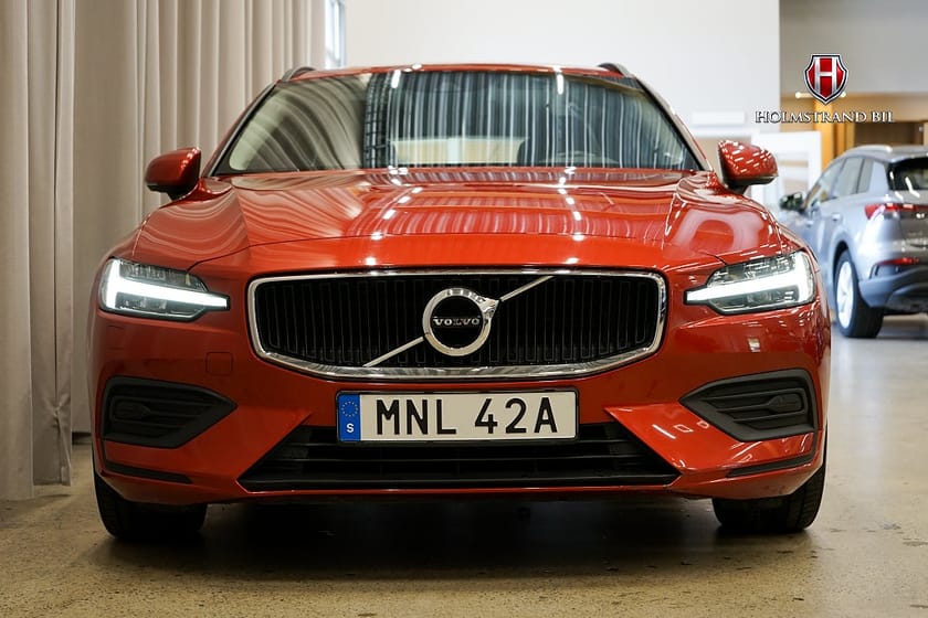 Bild 5 av Volvo V60 D4 Momentum D-värme Carplay Rattvärme Fullserv Nybes
