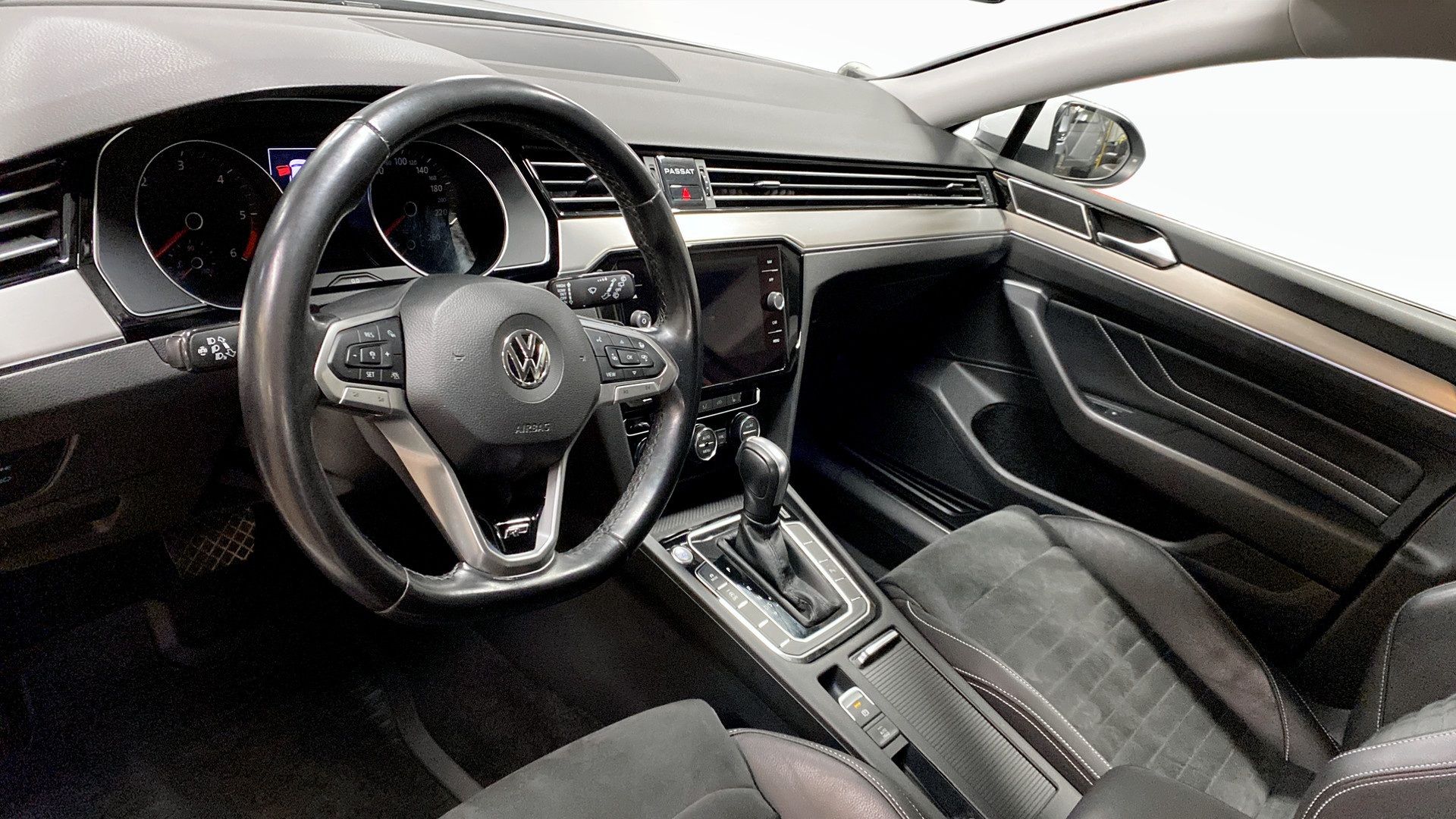Volkswagen Passat 2020, bild 7/10