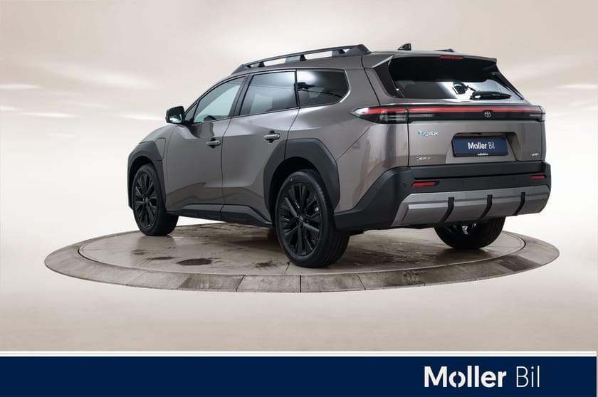 Bilde 3 av JTMAGDHB40Y602785 AWD Executive