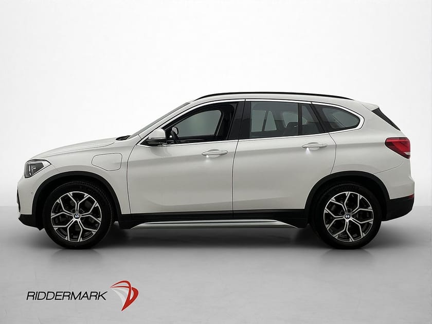 Bild 4 av BMW X1 xDrive25e 220hk xLine Head Up Navigator Sensorer