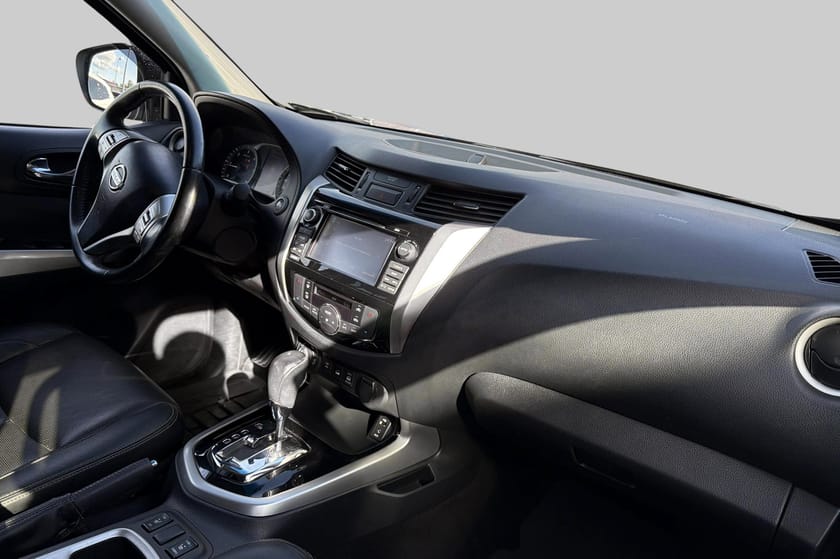 Bild 5 av Nissan Navara Dubbelhytt 2.3 dCi 4WD Tekna D-Värm Kåpa 360°