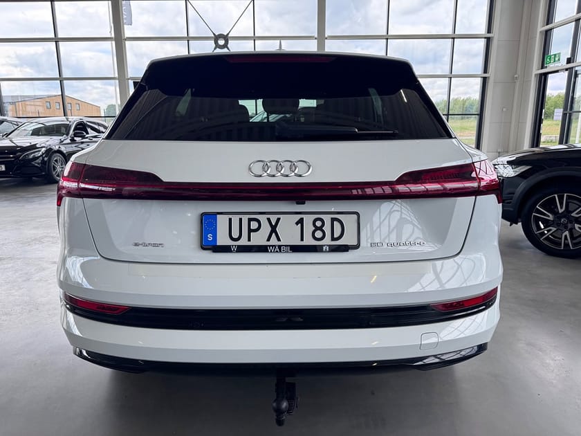Bild 4 av Audi e-tron 50 quattro | Matrix | Bang&Olufsen | Drag | Luftfj