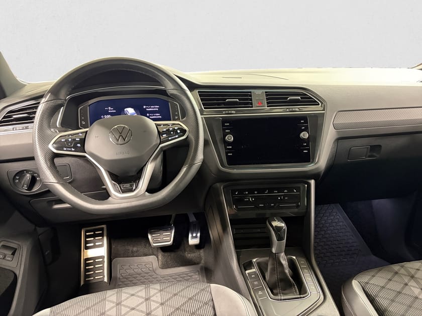 Bild 4 av Volkswagen Tiguan eHybrid R-LINE 1,4 TSI 245 HK DS