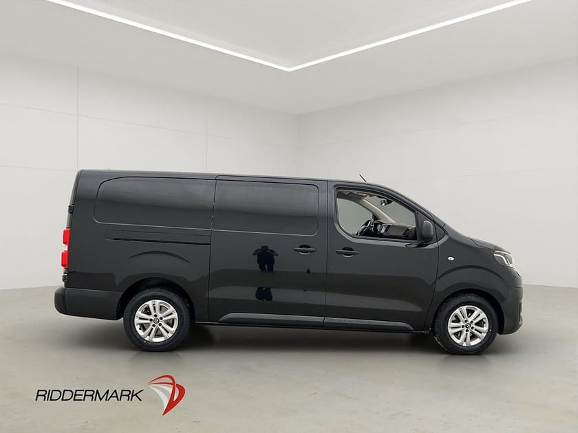 Bild 2 av Toyota Proace L3 Ny-Kamrem Värmare Dragkrok PDC 3-Sits HUD