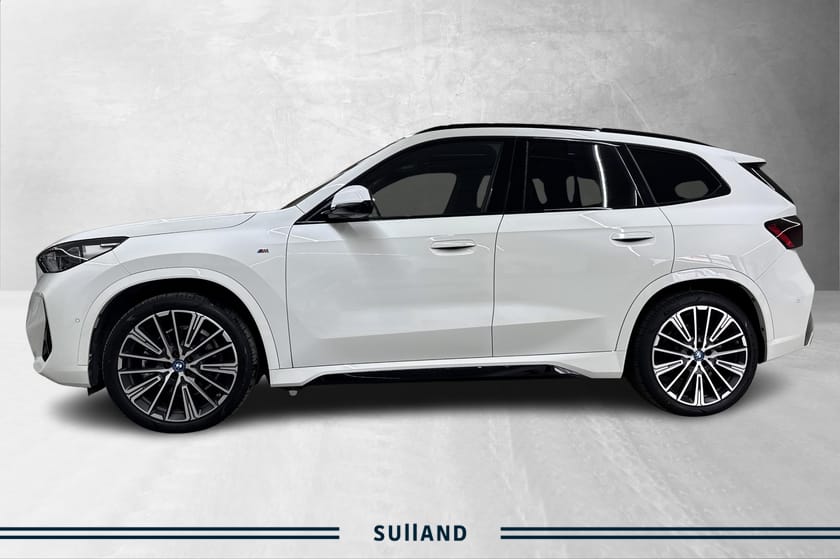 Bilde 2 av BMW iX1 xDrive30