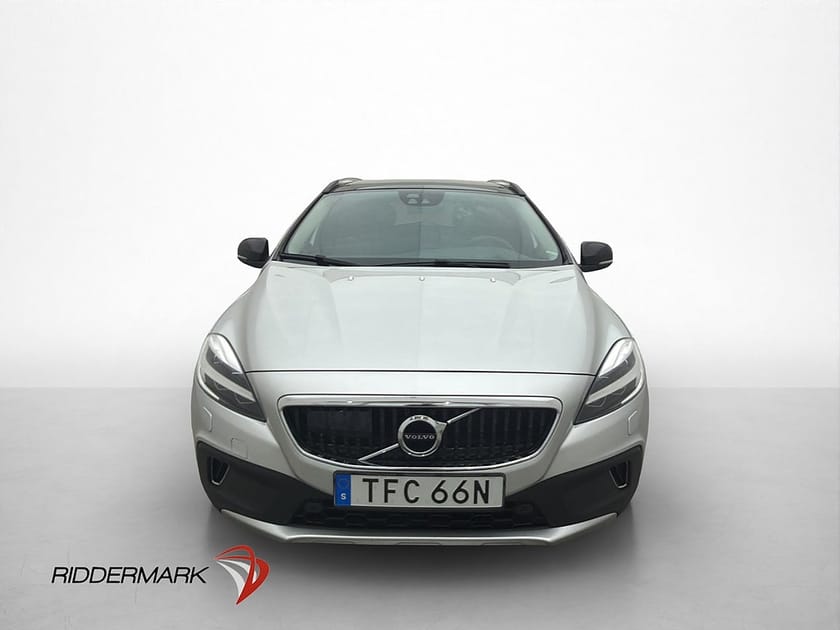 Bild 2 av Volvo V40 Cross Country D3 150hk Pano Värm Skinn Kamera Drag