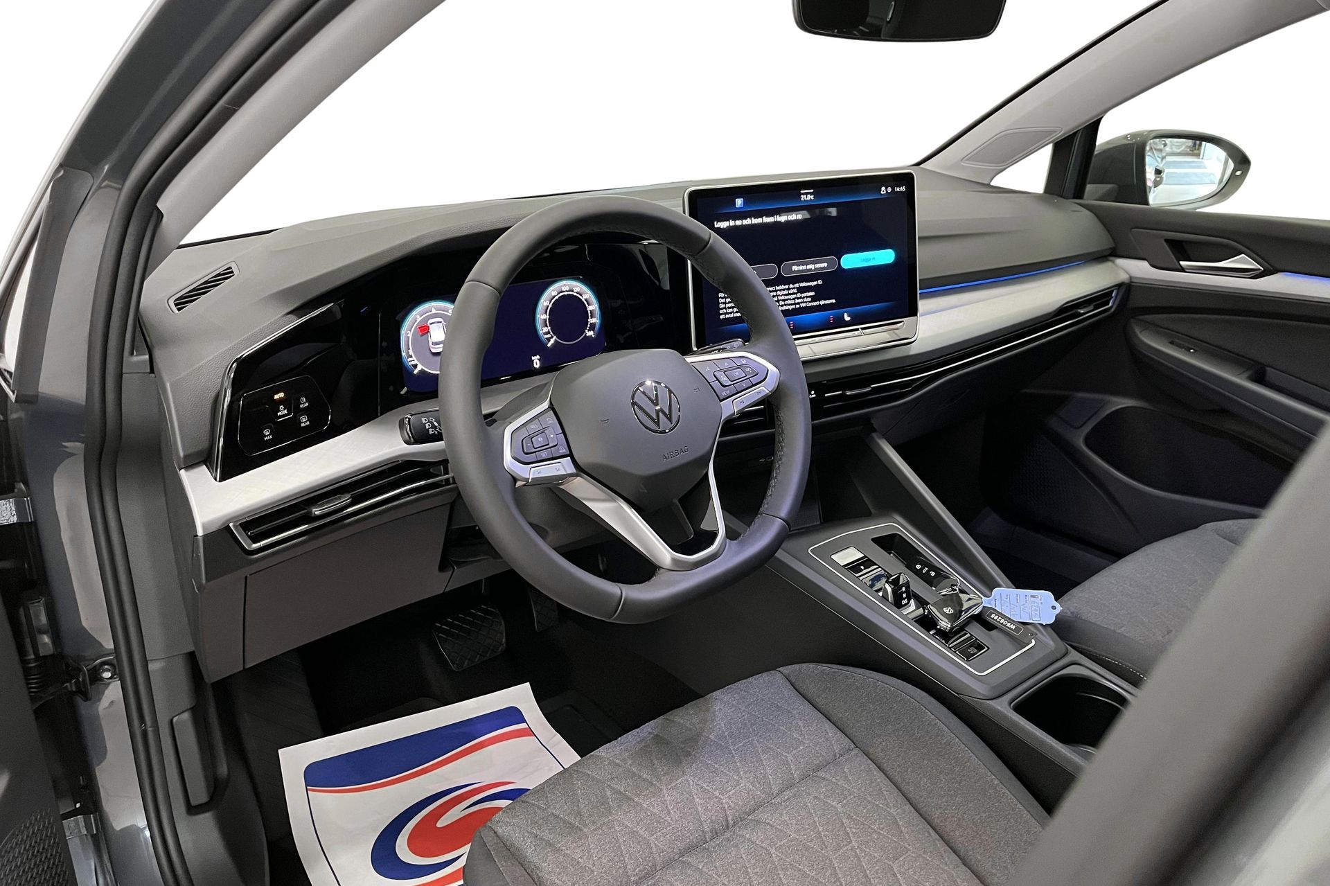 Volkswagen Golf eTSI 150hk DSG Edition 2025, bild 6/10