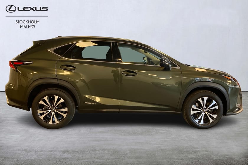 Bild 5 av Lexus NX 300h AWD Kyushu Edition Skinn Backkamera Navi