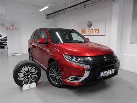Mitsubishi Outlander PHEV S-Edition V-Däck ingår Webasto-360°-Taklucka-Drag-
