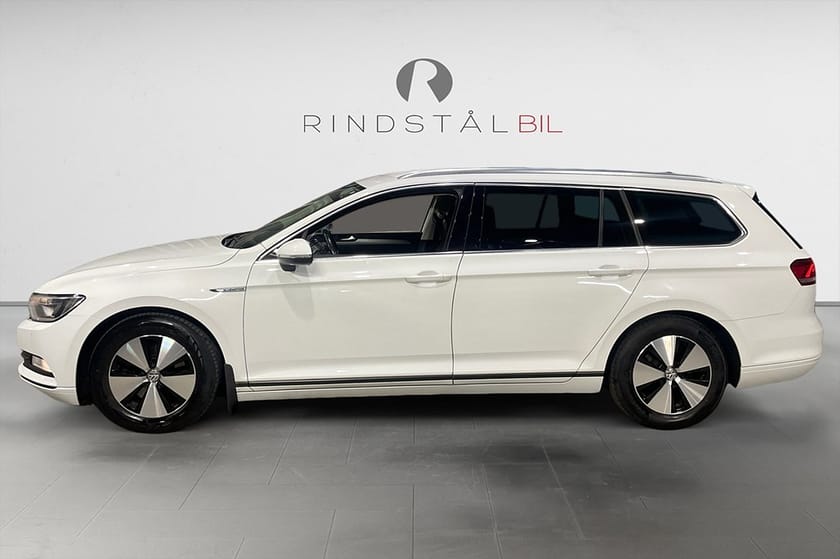 Bild 4 av Volkswagen Passat Sportscombi SC 1.6 TDI 120 HK DRAG D-VÄRM PDC 0.33L/MIL 1103KR/ÅR