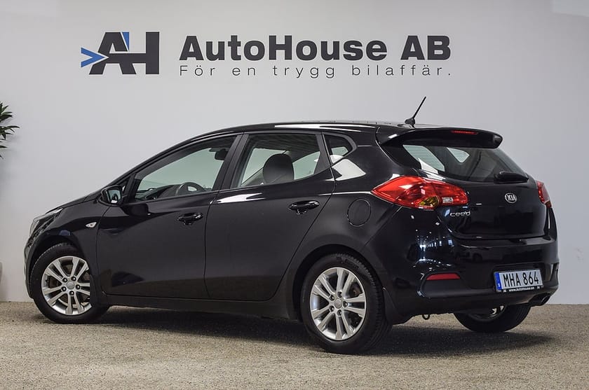 Bild 2 av Kia cee'd 1.4 99HK Parkeringssensorer Bluetooth Garanti