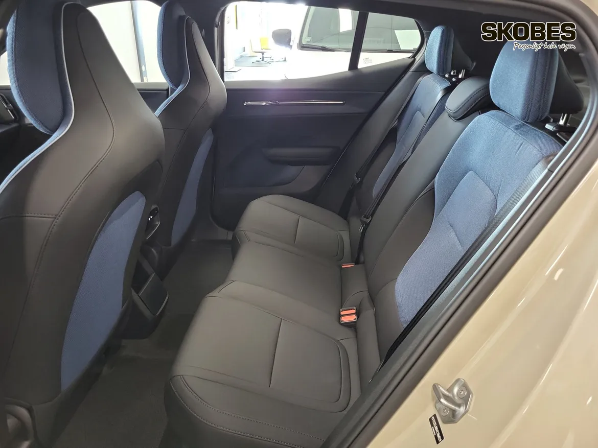 Volvo EX30 P5 Long Range