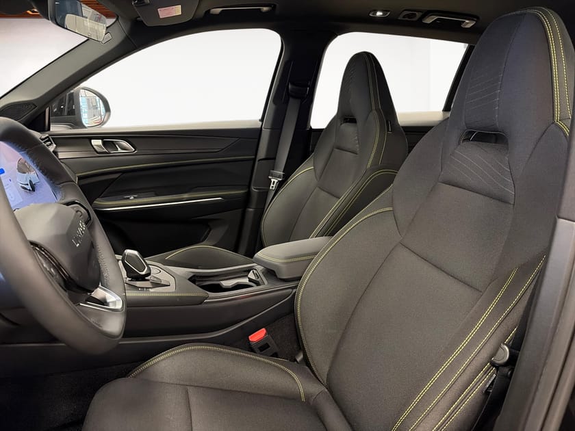 Bild 2 av Lynk & Co 01 PHEV