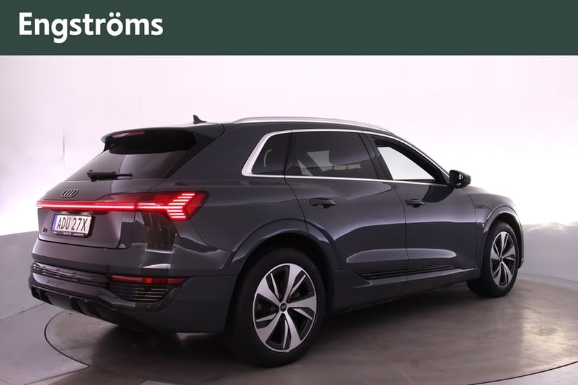 Bild 3 av Audi Q8 50 e-tron quattro 340Hk S-LINE