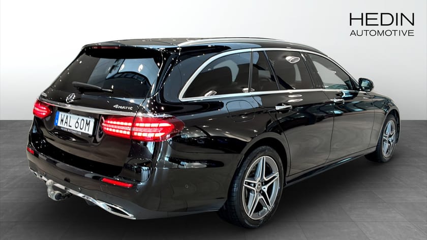 Bild 4 av Mercedes-Benz E 300 T de 4MATIC 300de | AMG | Burmester | Pano | 360kam | 306hk