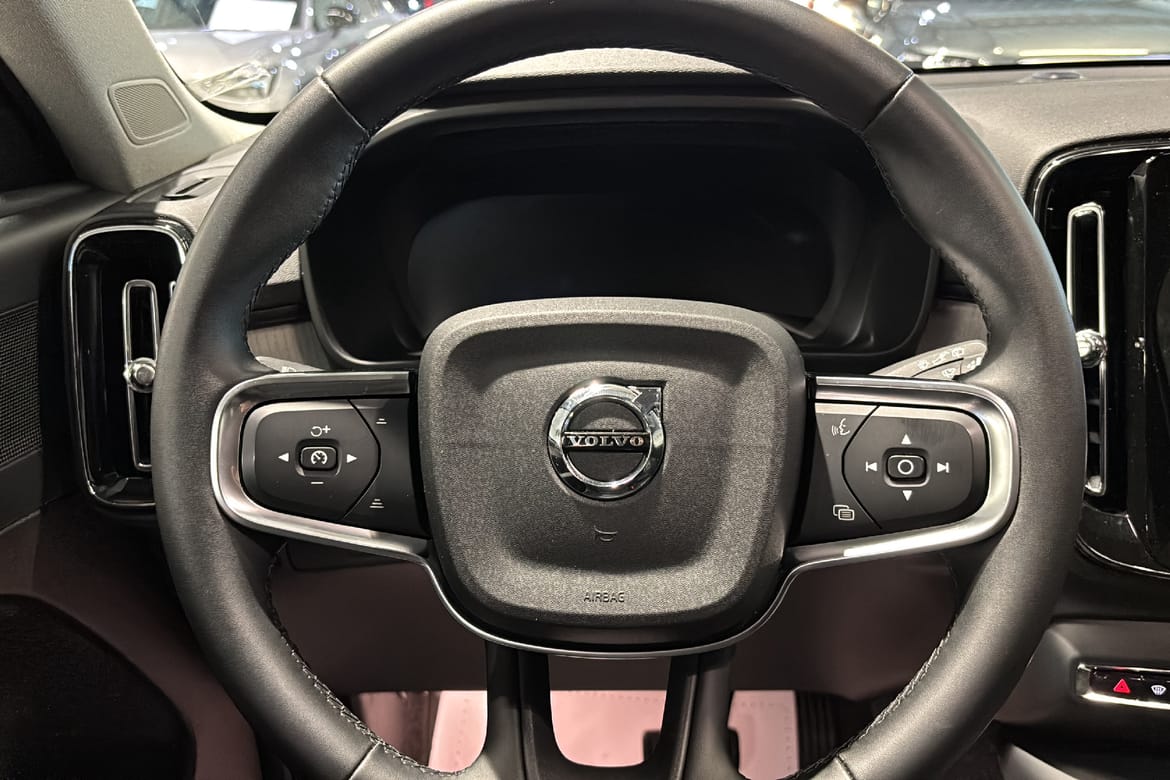 Volvo XC40 2025 - miniatyr 12
