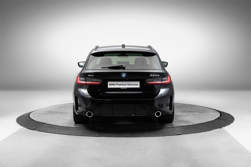 Bilde 2 av BMW 330e xDrive Touring