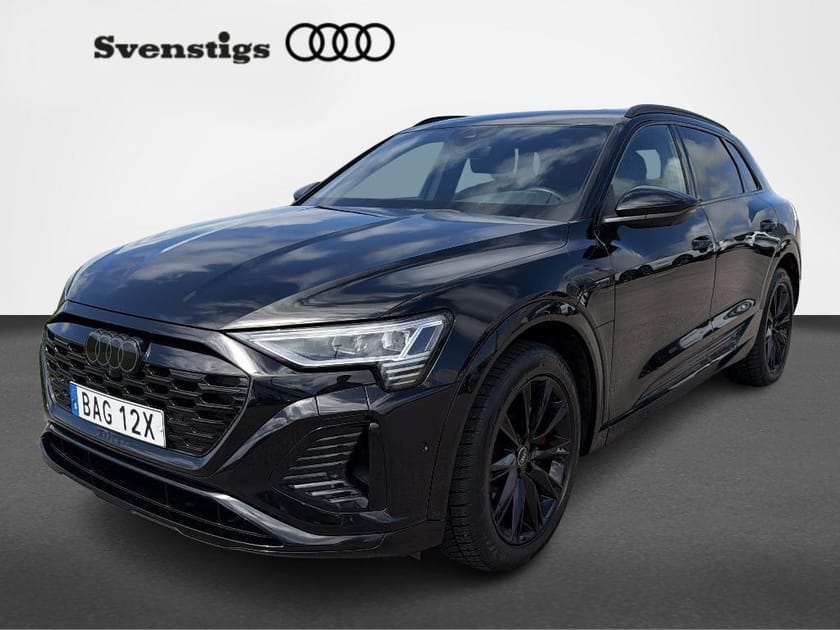 Bild 1 av Audi Q8 55 e-tron quattro S LINE 300,00 KW