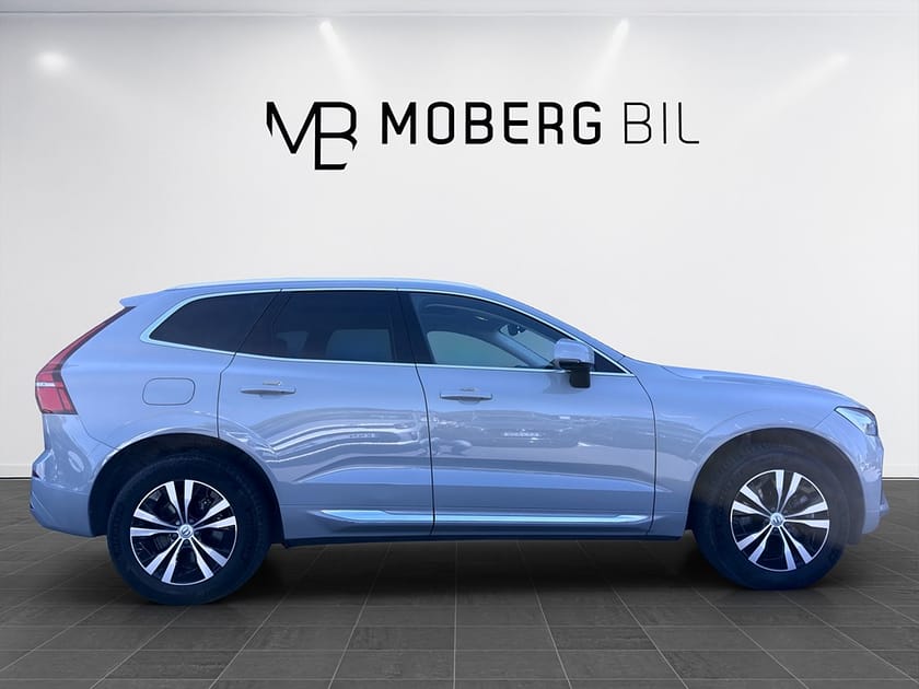 Bild 4 av Volvo XC60 Recharge T6 AWD 350hk Core Edition Pano Navi B-Kamera