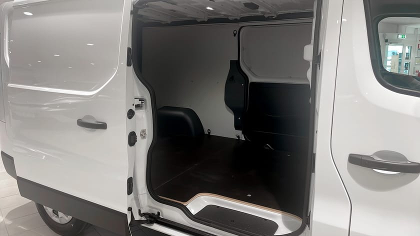 Bild 5 av Renault Trafic Skåpbil L2H1 NORDIC LINE DCI 150 AUTOMAT BVA9 *DEMO*