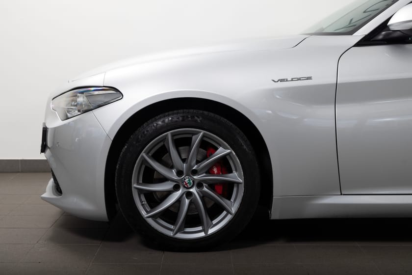 Bild 4 av Alfa Romeo Giulia Veloce 2.0 Turbo 16V Q4 280hk Pano/H&K