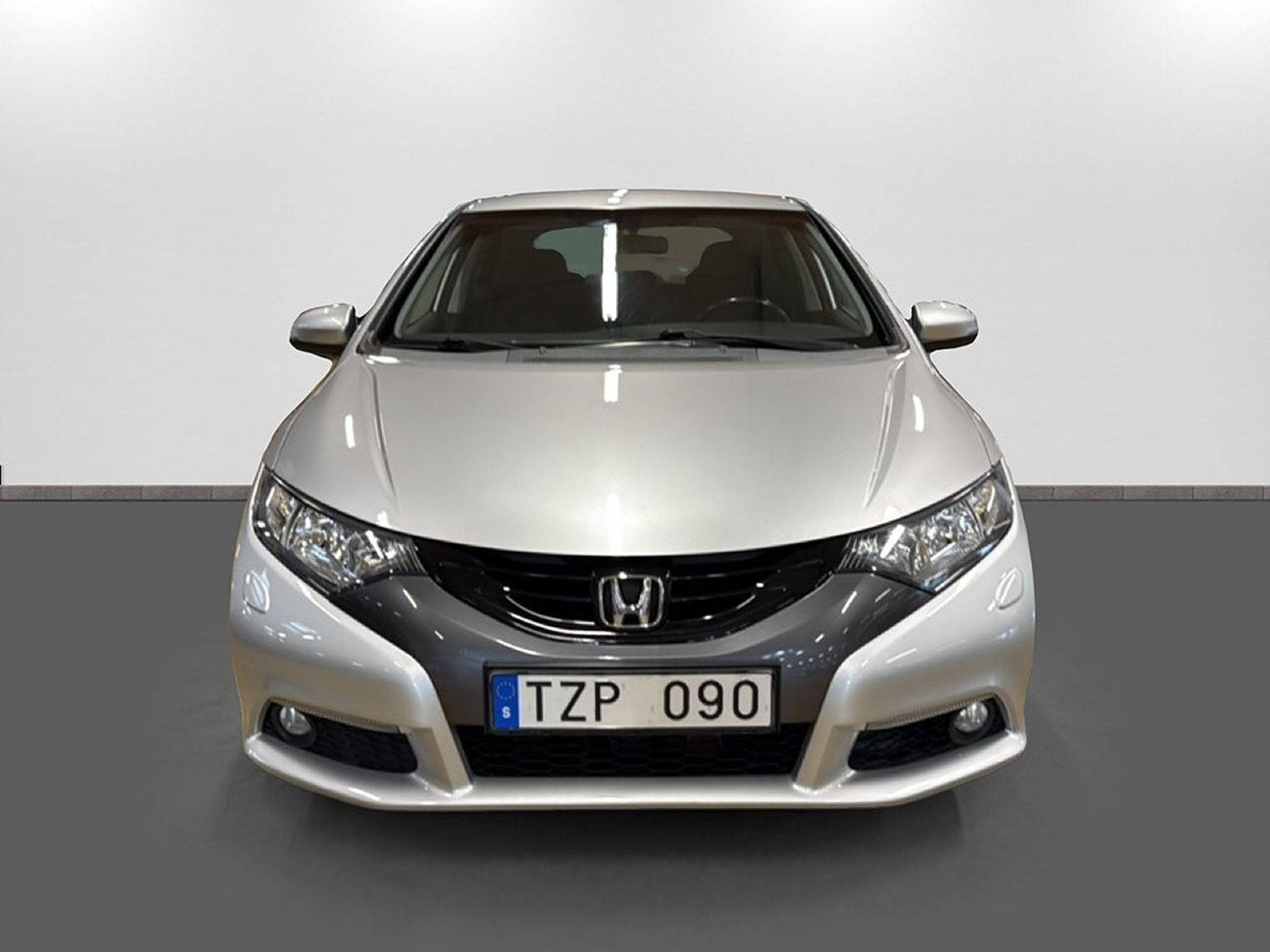 Honda Civic 1.6 i-DTEC 2013, photo 2/16