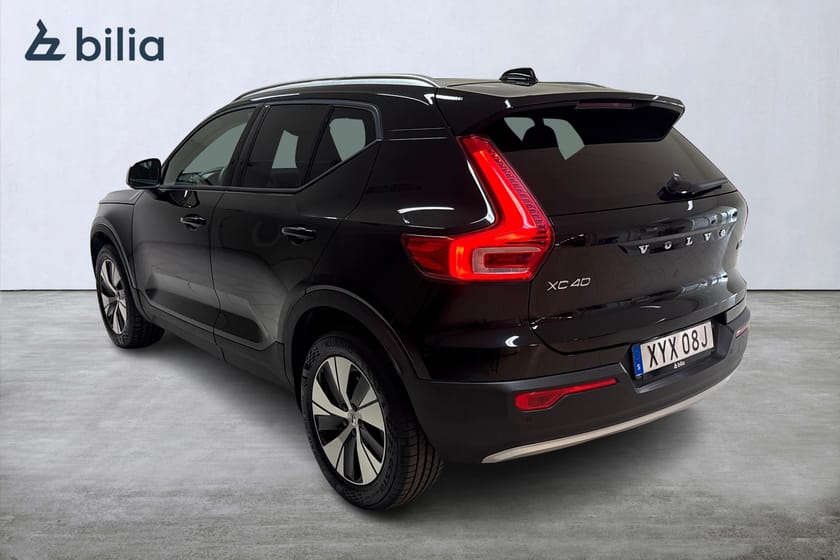 Bild 2 av Volvo XC40 B4 AWD DCT Momentum Advanced Navi Pro Edition /Panorama