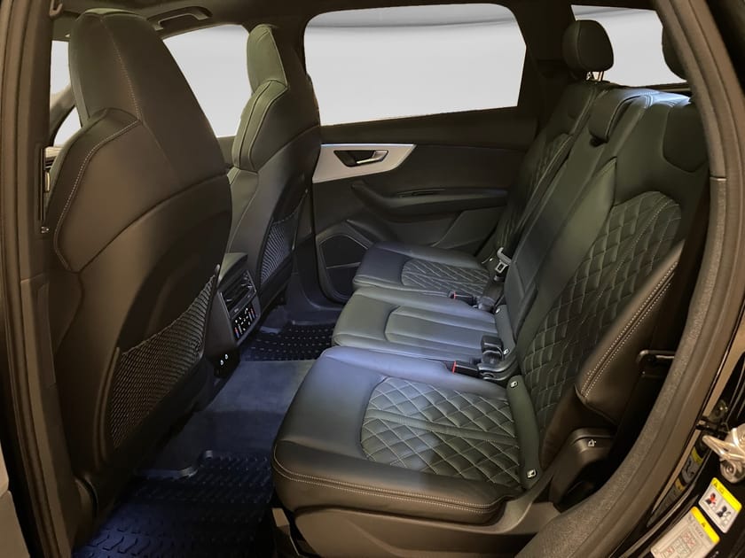 Bild 5 av Audi Q7 50 TDI quattro 7-Seater S-line Tiptronic /