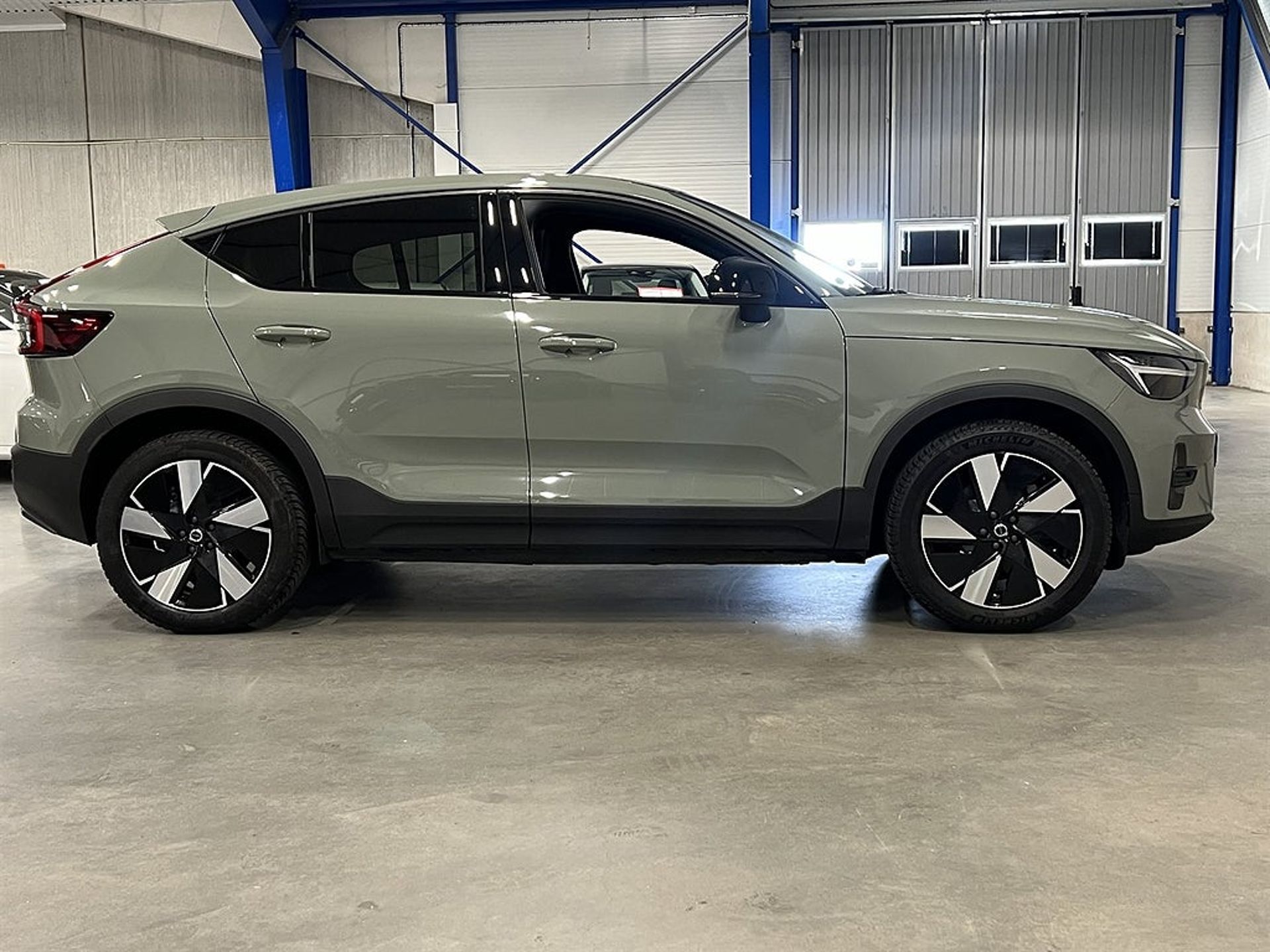 Volvo C40 Extended Range Core 2024, bild 3/10