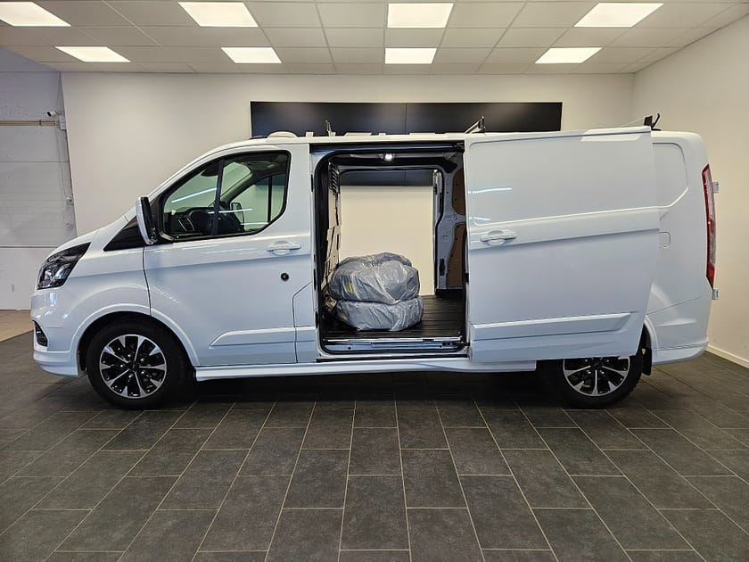 Bild 3 av Ford Transit Custom 320 Sport L2 2.0 170hk Värmare Backkamera Drag MOMS