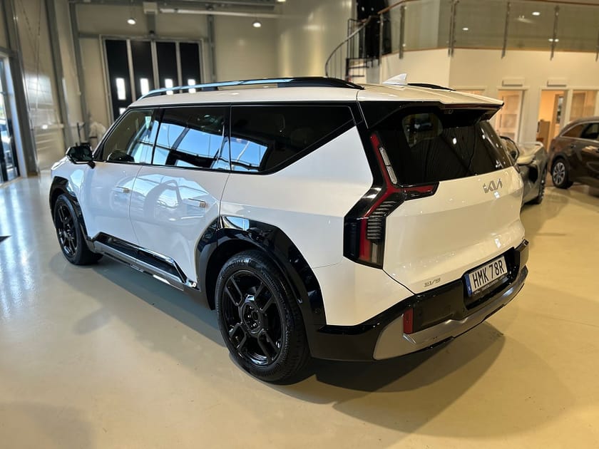 Bild 4 av Kia EV9 AWD GT-Line 7-sits / Panorama / 360 / Moms