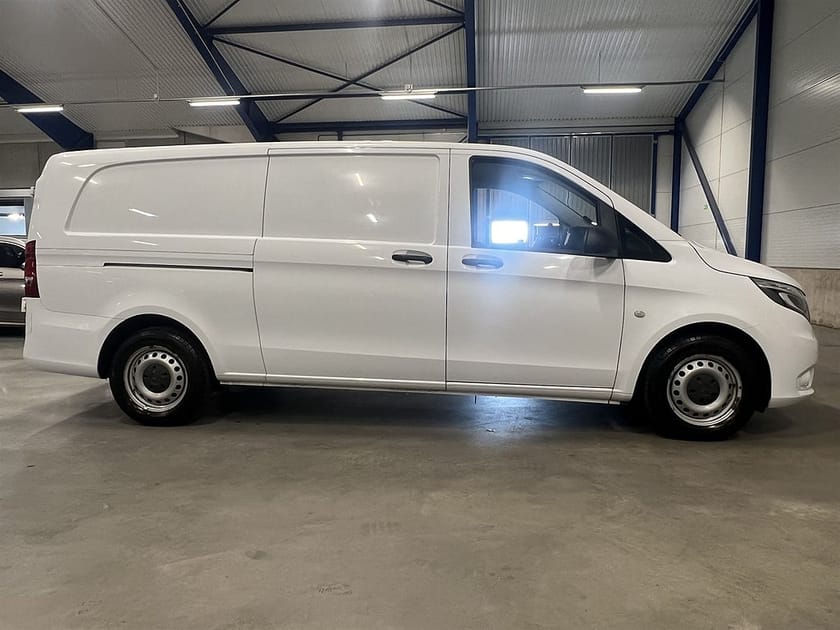 Bild 3 av Mercedes-Benz Vito 116 CDI 2.8t 163 HK / Leasebar / Drag / Backkamera /