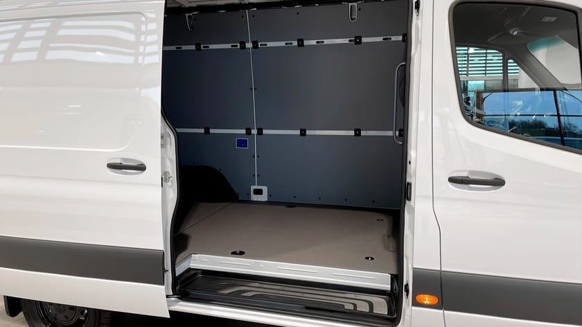 Bild 5 av Mercedes-Benz eSprinter 314 81 kWh SKÅP A2 PRO