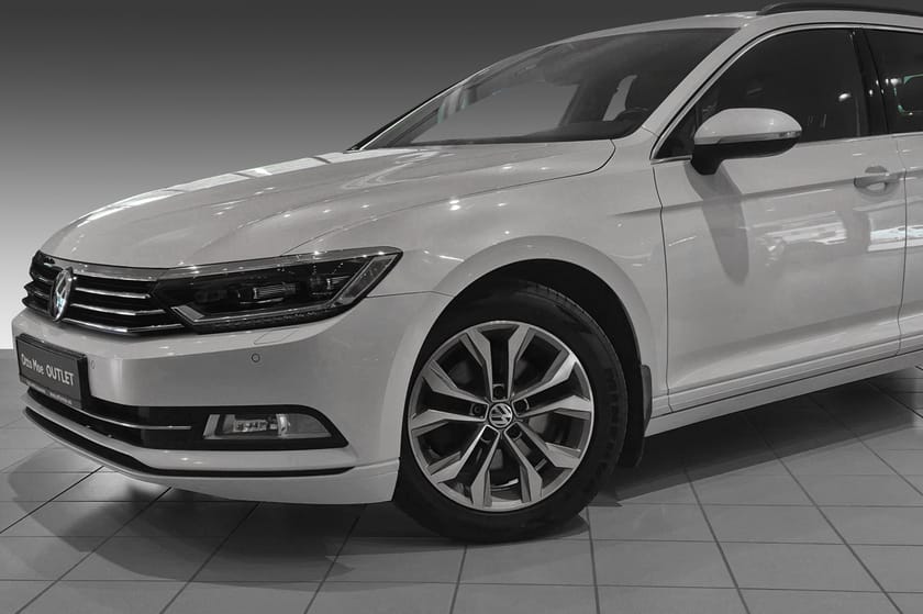 Bilde 2 av Volkswagen Passat Stasjonsvogn 190 HK | 4MOTION | KROK | ACC | WEBASTO | KAMERA | APP