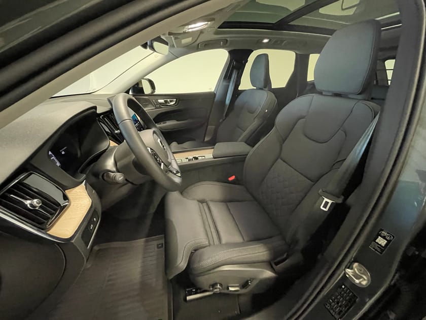 Bild 4 av Volvo XC60 T6 Plus Dark Nordic Edition H/K 360 Kamera HuD