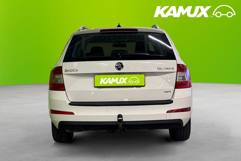 Bild 5 av Škoda Octavia Kombi 2.0 TDI 4x4 Style Värmare Drag Carplay Sensorer