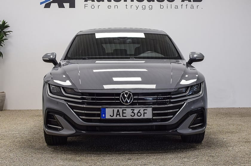 Bild 4 av Volkswagen Arteon eHybrid Shooting Brake R-Line Värmare Drag Garanti