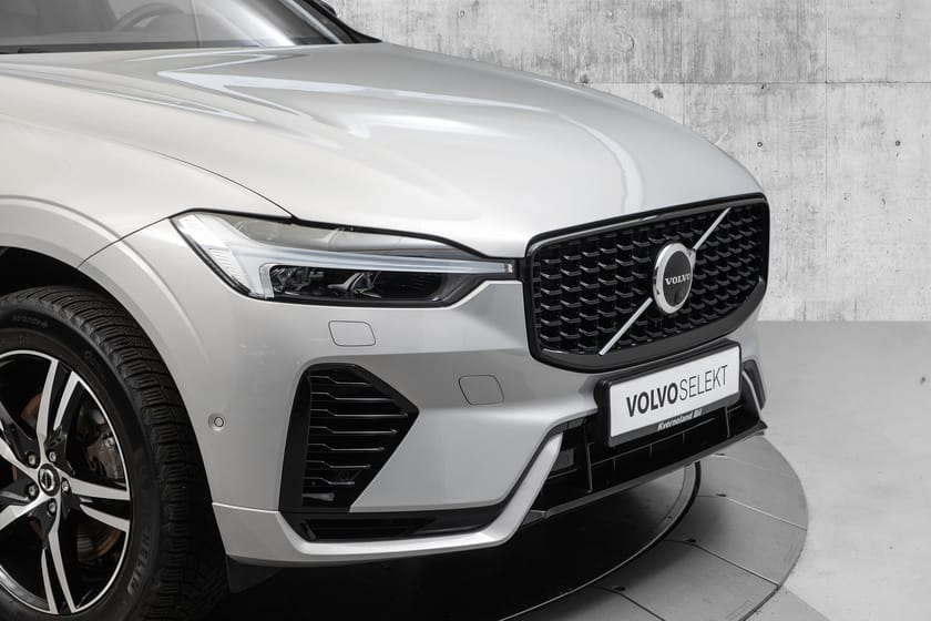 Bilde 2 av Volvo XC60 T8II Ultimate Dark H&K/luft/360/Hengerfeste